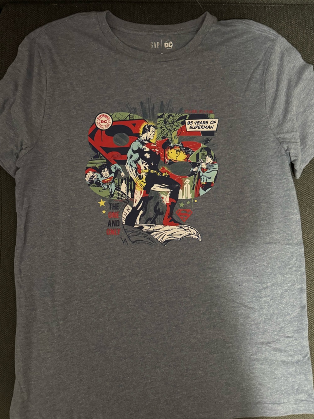 GAP DC Superman Graphic T-shirt